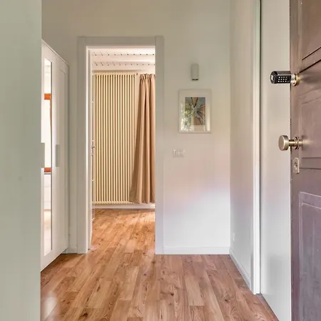 Niccolini Sarpi Food&design Modern In Chinatown Daire *
